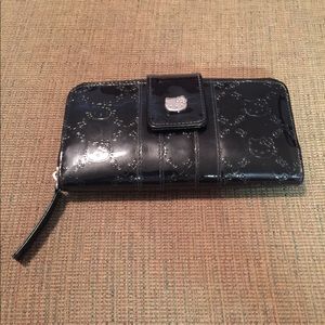 Hello Kitty Black Wallet & Gold Earrings